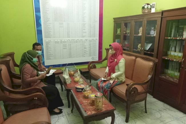 KEGIATAN PENDISTRIBUSIAN OBAT CACING DAN PENDATAAN PHBS PELAJAR TINGKAT SMP DAN SMA/SMK SEDERAJAT