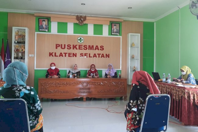 PENDAMPINGAN BAGIAN ORGANISASI DAN DINAS KESEHATAN DALAM MEMPERSIAPKAN PENILAIAN OMBUDSMEN 2023 PUSKESMAS KLATEN SELATAN