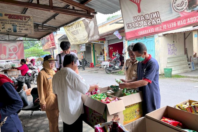 Inspeksi Pasar Oleh Tim Puskemas Klaten Selatan, Jelang Hari Raya Idul Fitri 1446 H