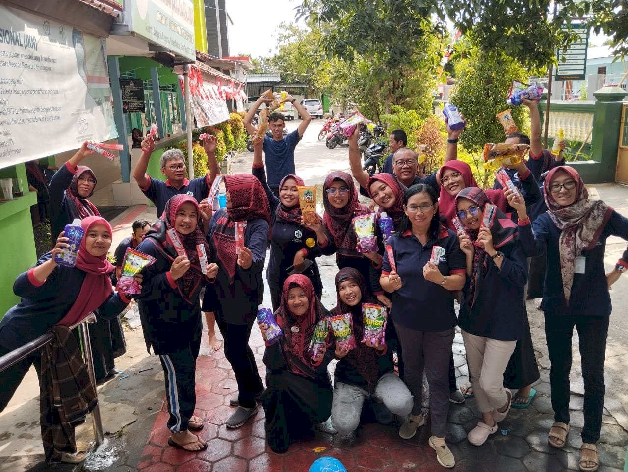 MERIAHKAN PERINGATAN HUT RI KE 79, PUSKESMAS KLATEN SELATAN ADAKAN LOMBA KEKOMPAKAN